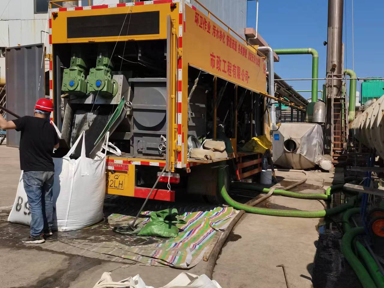 常德淤泥压干处理